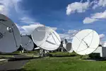 la guerre des fréquences entre opérateurs mobiles et satellite