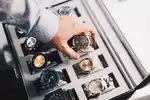 Optez pour une montre ou un bracelet connecté avec eSIM. Restez joignable, suivez votre santé et connectez-vous partout sans smartphone.