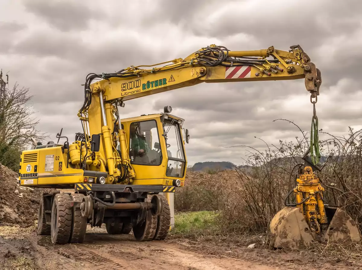 Caméras de chantier et GPS et IA 7 détection des intrusions en temps réel, alertes instantanées et vidéos HD