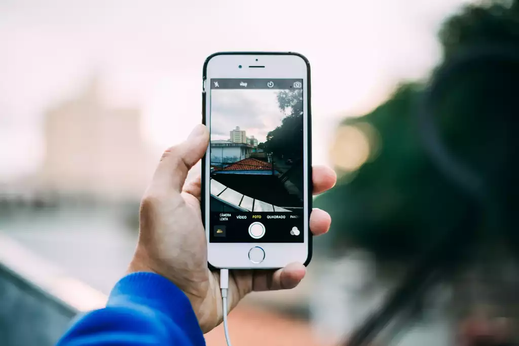 Découvrez les nouvelles règles IoT de l'UE et sécurisez vos équipements professionnels avec l'expertise de Bisatel Telecom